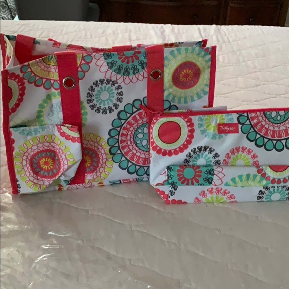 Thirty one utility tote and insulated zipper pouch